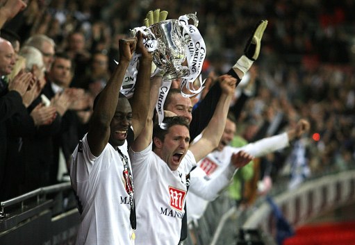 西甲：巴萨4-1大胜瓦伦西亚（西甲：巴塞罗那4-1轻取瓦伦西亚）